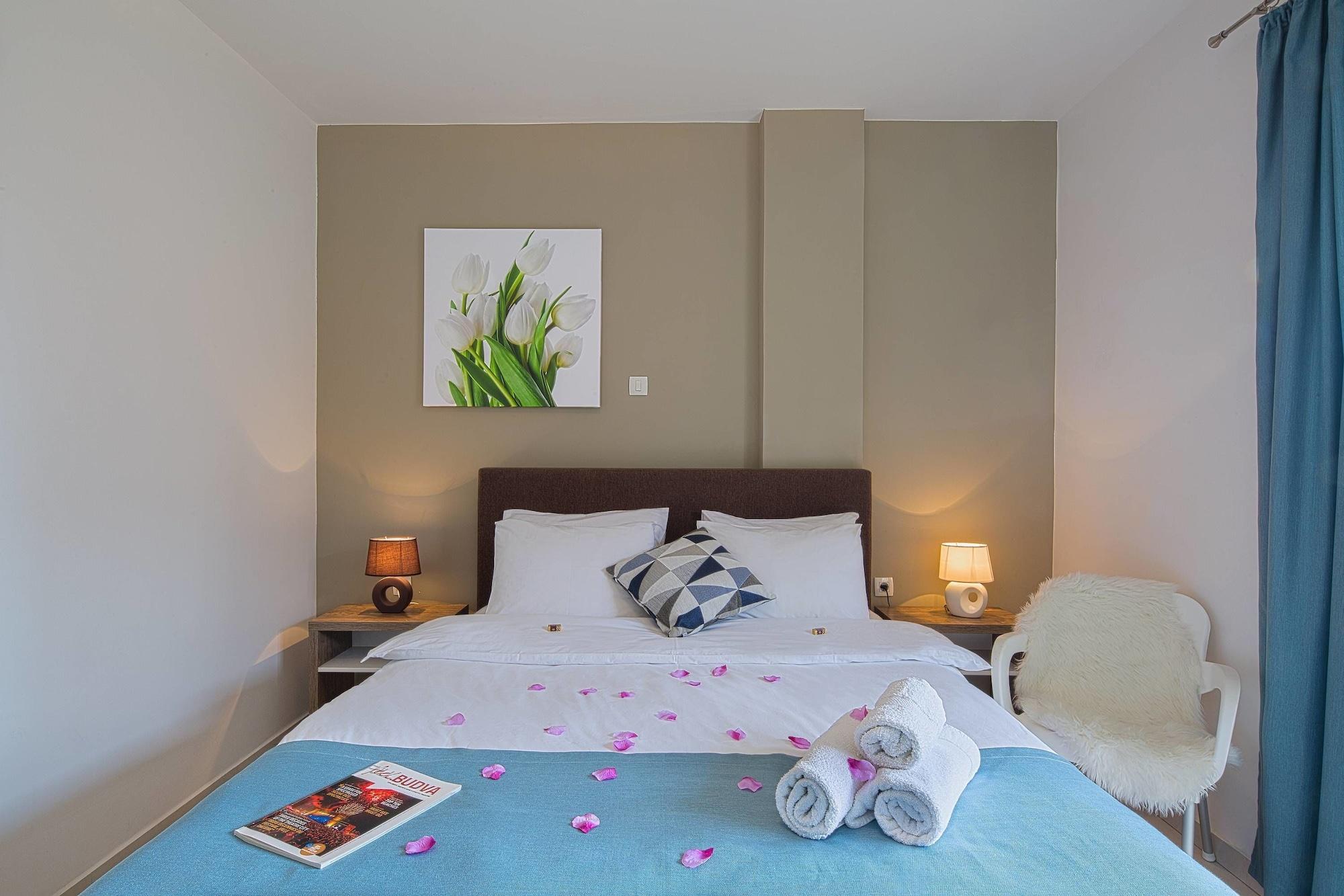 Le Marc Guest House Budva Exterior photo