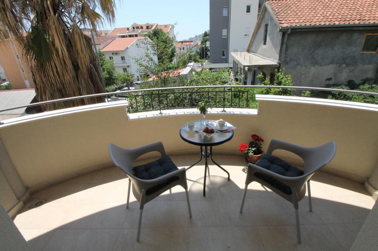 Le Marc Guest House Budva Exterior photo